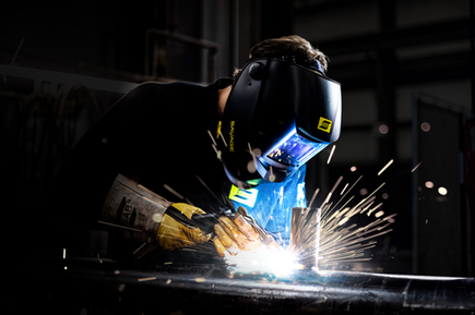 ESAB® SAVAGE A40 Welding Helmet 9-13 Black